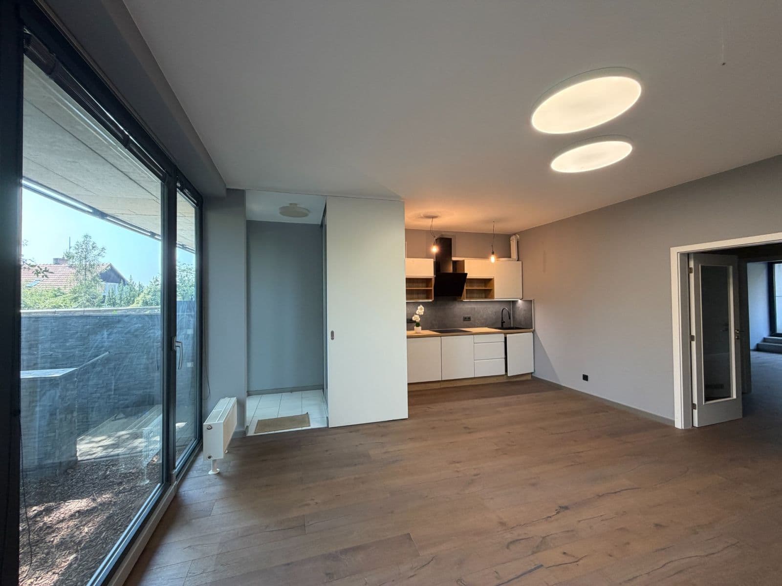 2 bedroom with open-plan kitchen flat to rent, 65 m², Pod Průsekem, Prague, Prague 2 bedroom with open-plan kitchen flat to rent, 65 m², Pod Průsekem, Prague, Prague