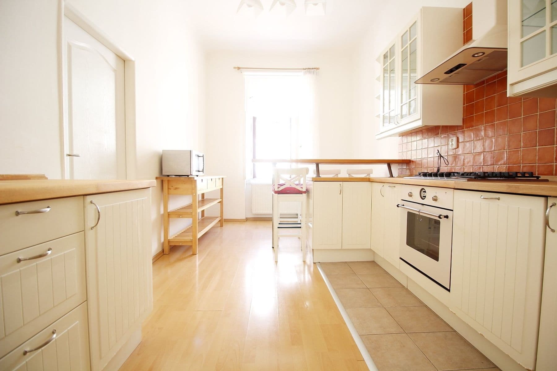 1 bedroom flat to rent, 47 m², Grafická, Prague, Prague 1 bedroom flat to rent, 47 m², Grafická, Prague, Prague