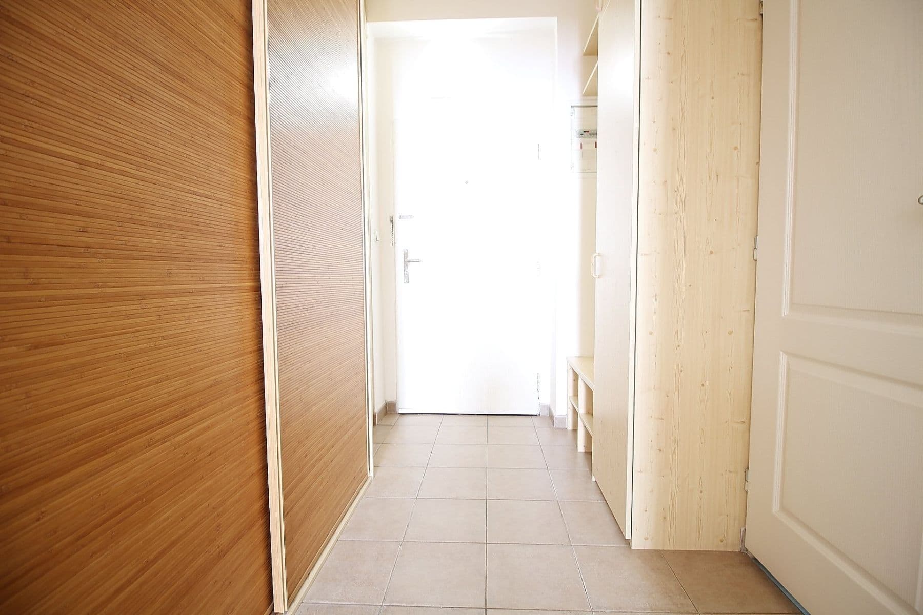1 bedroom flat to rent, 47 m², Grafická, Prague, Prague 1 bedroom flat to rent, 47 m², Grafická, Prague, Prague