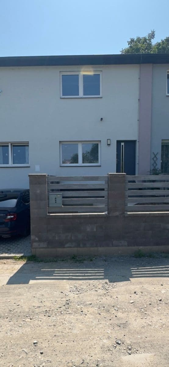 2 bedroom with open-plan kitchen flat for sale, 75 m², Keltská, Prague, Prague 2 bedroom with open-plan kitchen flat for sale, 75 m², Keltská, Prague, Prague
