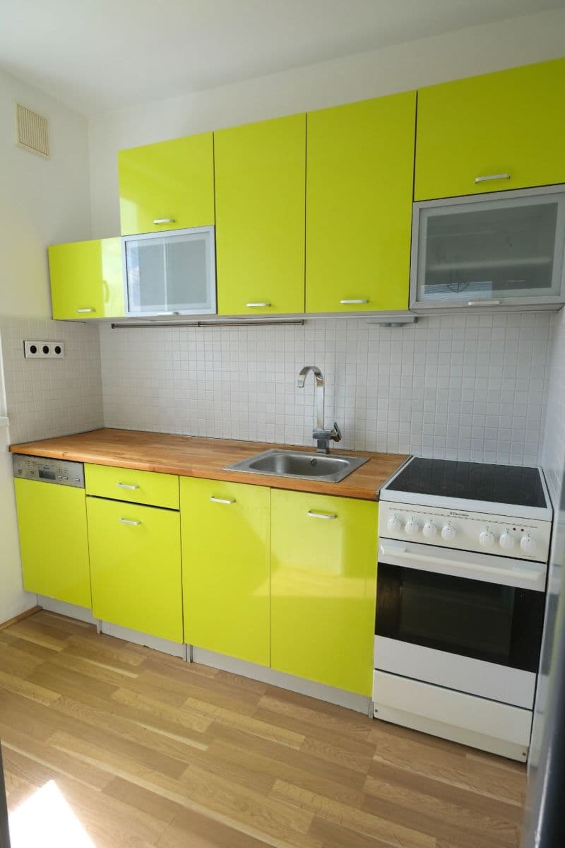 2 bedroom flat to rent, 39 m², Dukelská, Modra, Bratislavský Region 2 bedroom flat to rent, 39 m², Dukelská, Modra, Bratislavský Region