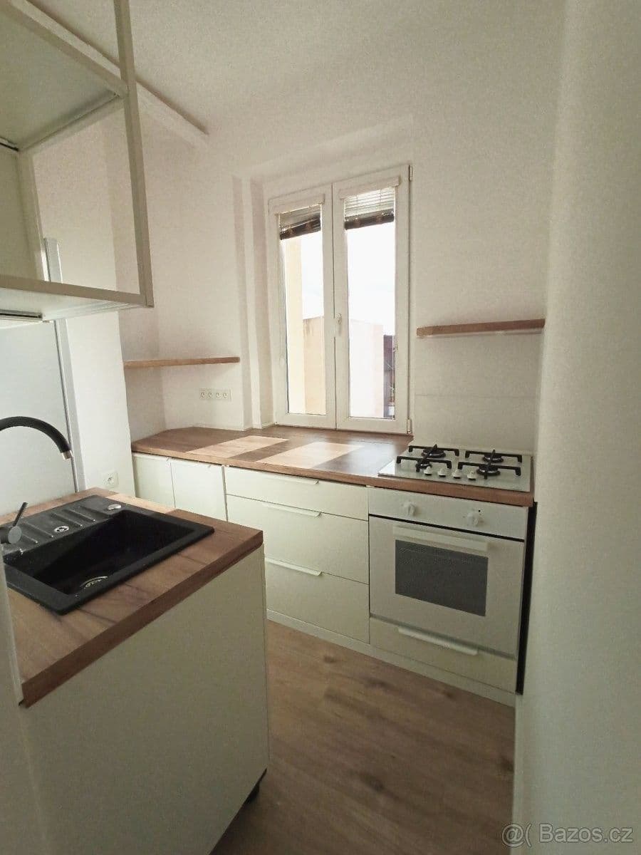 1 bedroom flat for sale, 28 m², Cajthamlova, Teplice, Ústecký Region 1 bedroom flat for sale, 28 m², Cajthamlova, Teplice, Ústecký Region
