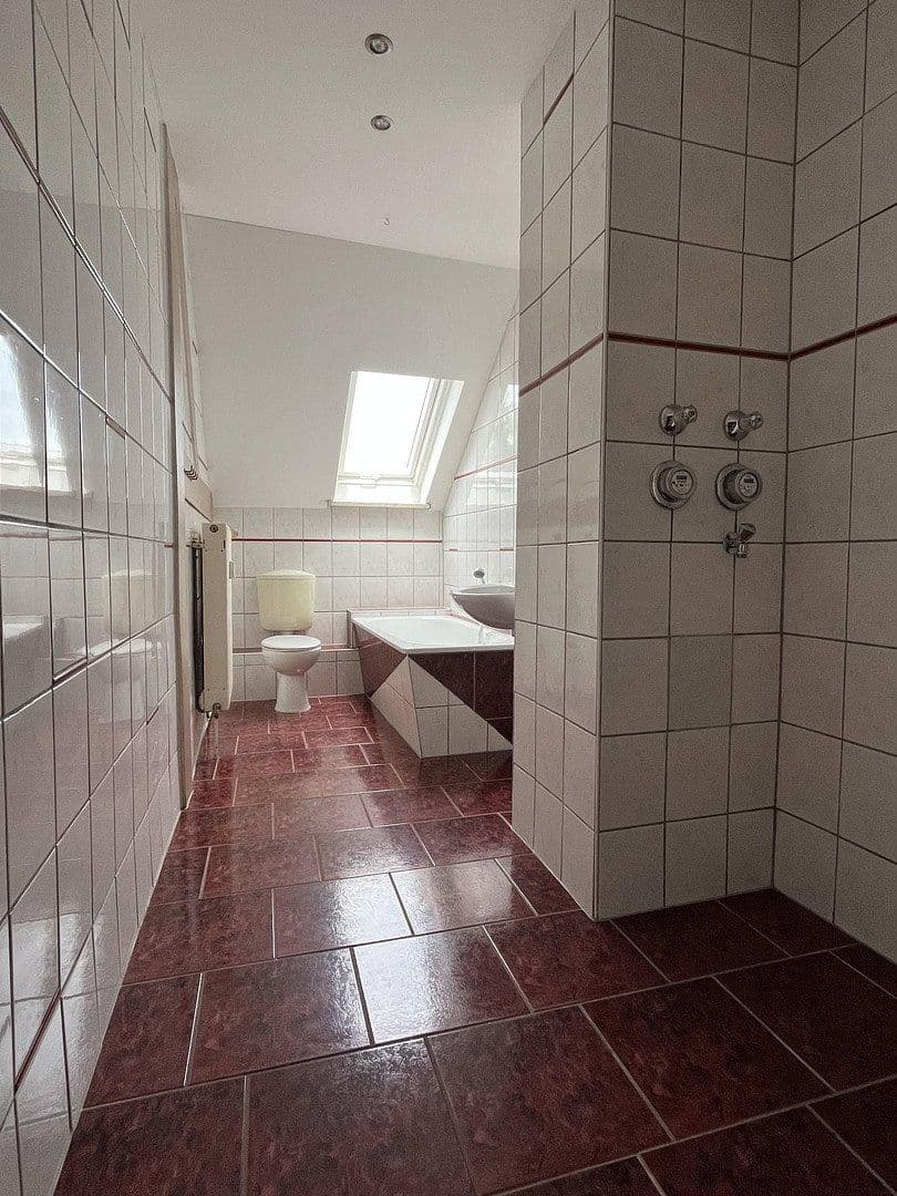 4 bedroom flat to rent, 100 m², Schneeberger Straße 2, Chemnitz, Saxony 4 bedroom flat to rent, 100 m², Schneeberger Straße 2, Chemnitz, Saxony