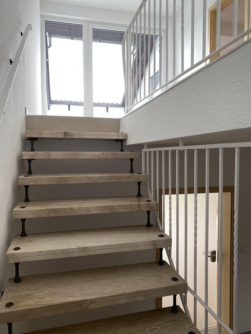 3 bedroom with open-plan kitchen flat to rent, 149 m², Rödermark, Hesse 3 bedroom with open-plan kitchen flat to rent, 149 m², Rödermark, Hesse