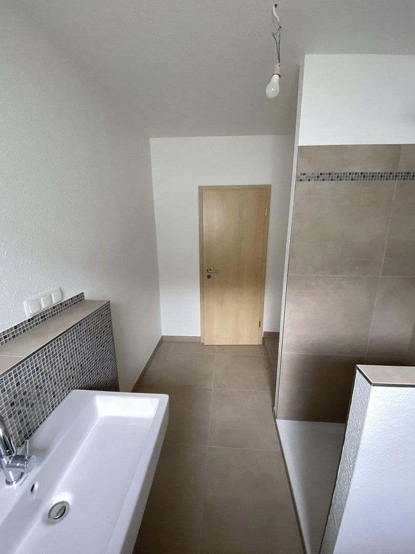 3 bedroom with open-plan kitchen flat to rent, 149 m², Rödermark, Hesse 3 bedroom with open-plan kitchen flat to rent, 149 m², Rödermark, Hesse