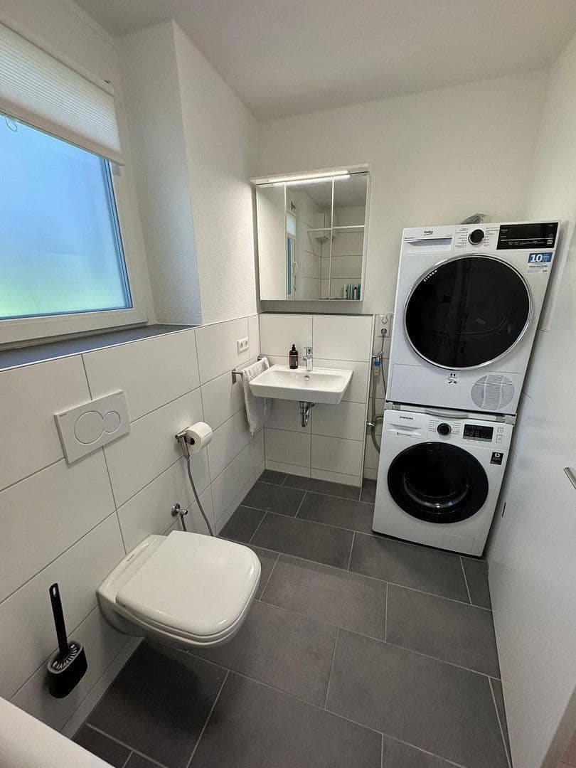 4 bedroom with open-plan kitchen flat to rent, 111 m², Heimsheim, Baden-Württemberg 4 bedroom with open-plan kitchen flat to rent, 111 m², Heimsheim, Baden-Württemberg