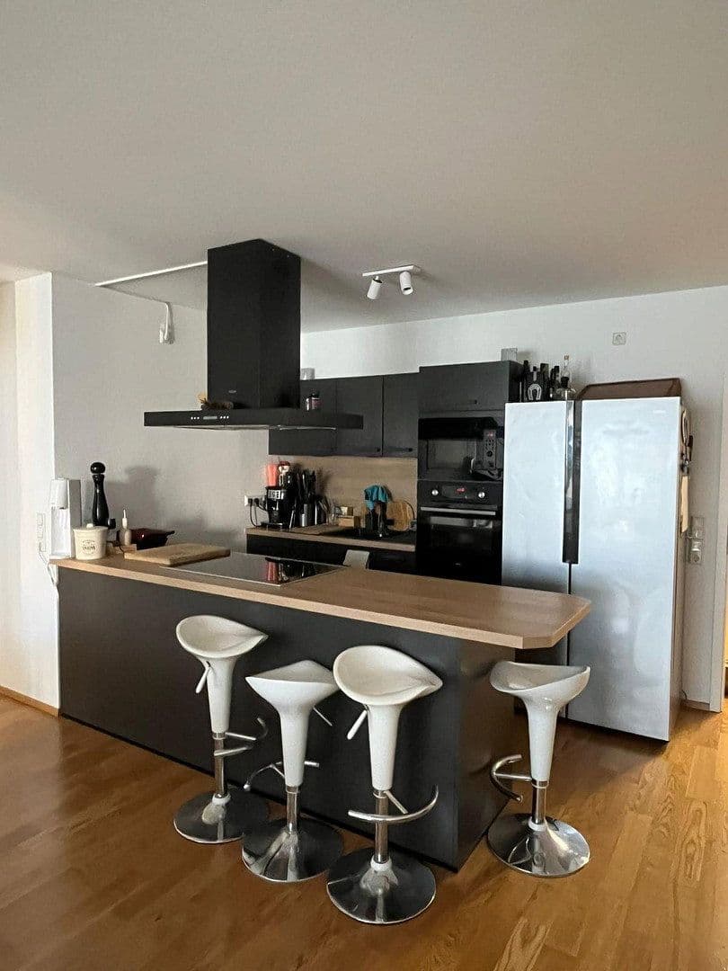 3 bedroom flat to rent, 100 m², Berliner Platz 7A, Würzburg, Bavaria 3 bedroom flat to rent, 100 m², Berliner Platz 7A, Würzburg, Bavaria