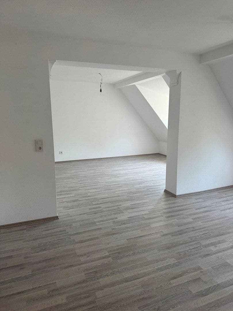 3 bedroom with open-plan kitchen flat to rent, 110 m², Ostheim 52, Regensburg, Bavaria 3 bedroom with open-plan kitchen flat to rent, 110 m², Ostheim 52, Regensburg, Bavaria