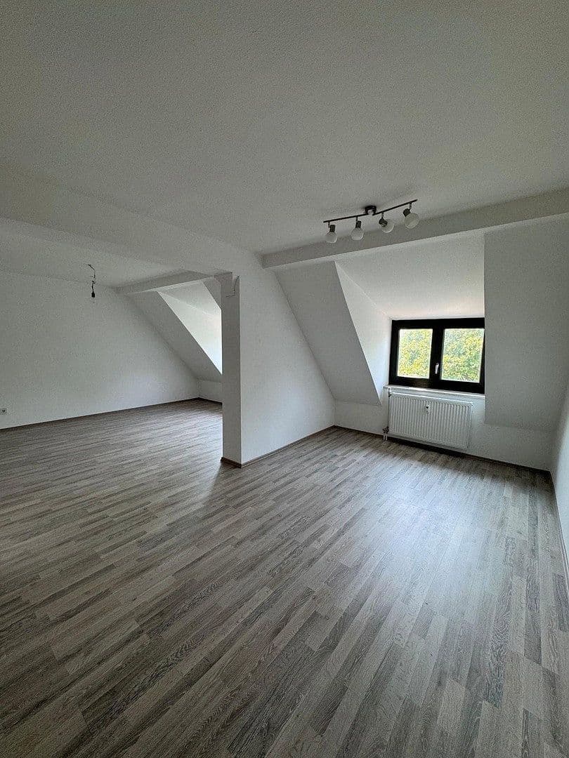 3 bedroom with open-plan kitchen flat to rent, 110 m², Ostheim 52, Regensburg, Bavaria 3 bedroom with open-plan kitchen flat to rent, 110 m², Ostheim 52, Regensburg, Bavaria