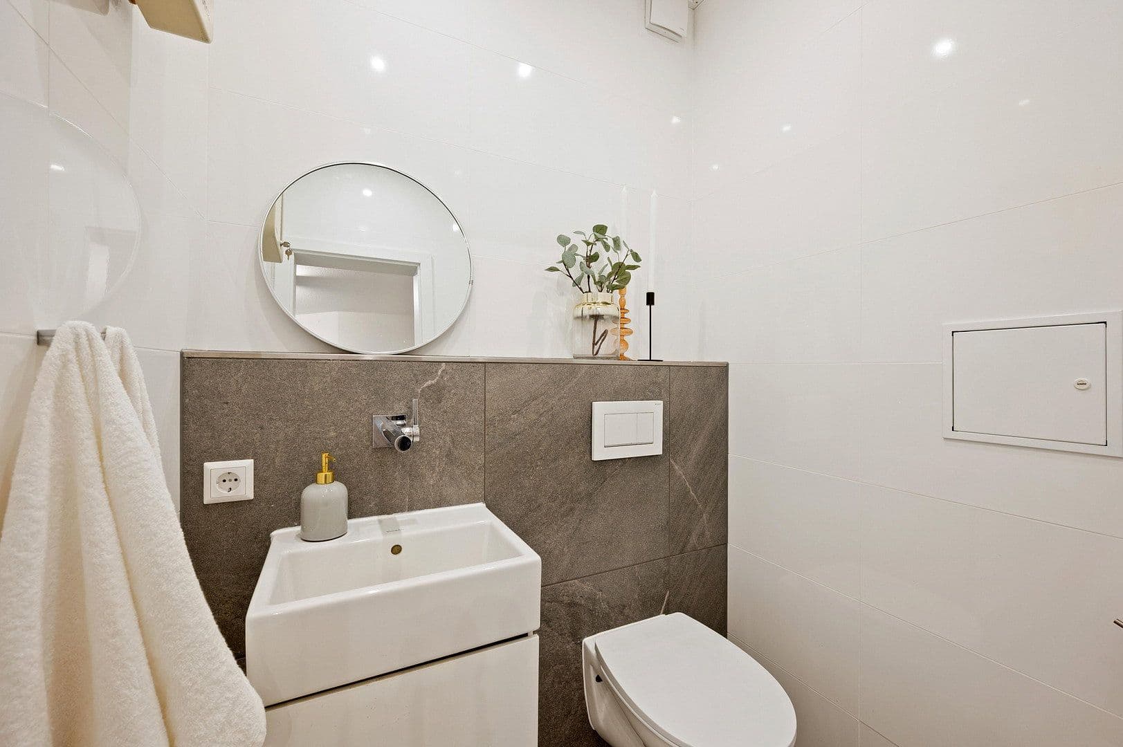 4 bedroom flat for sale, 159 m², Bensheimerstraße 1-3, Lorsch, Hesse 4 bedroom flat for sale, 159 m², Bensheimerstraße 1-3, Lorsch, Hesse