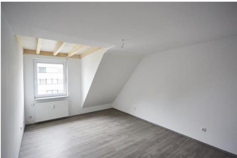 4 bedroom flat to rent, 103 m², Darmstadt, Hesse 4 bedroom flat to rent, 103 m², Darmstadt, Hesse