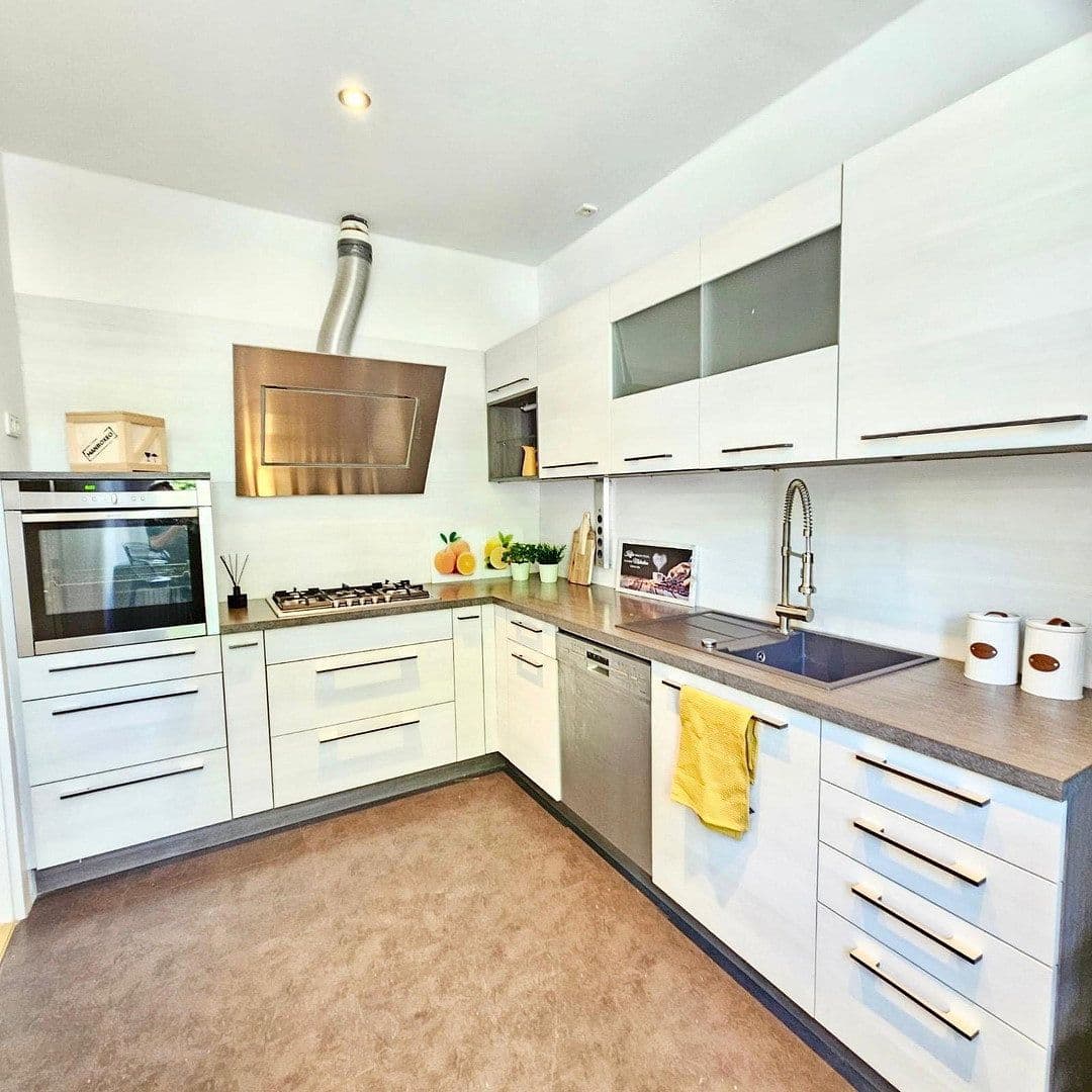 4 bedroom flat for sale, 110 m², Frankfurt, Hesse 4 bedroom flat for sale, 110 m², Frankfurt, Hesse