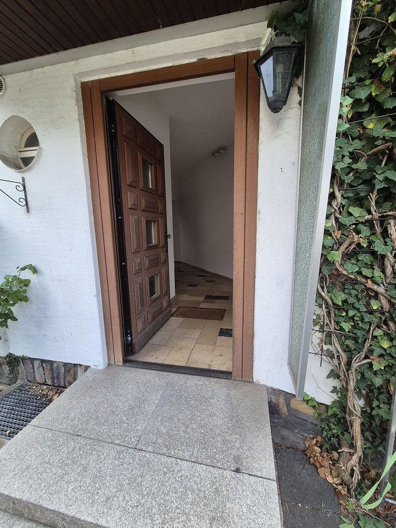 house for sale, 210 m², Oestrich-Winkel, Hesse house for sale, 210 m², Oestrich-Winkel, Hesse