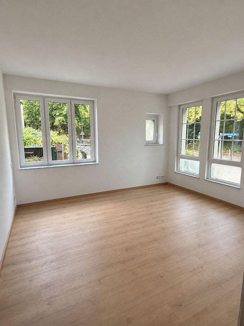 4 bedroom flat to rent, 135 m², Maria-Theresia-Allee 35, Aachen, North Rhine-Westphalia 4 bedroom flat to rent, 135 m², Maria-Theresia-Allee 35, Aachen, North Rhine-Westphalia