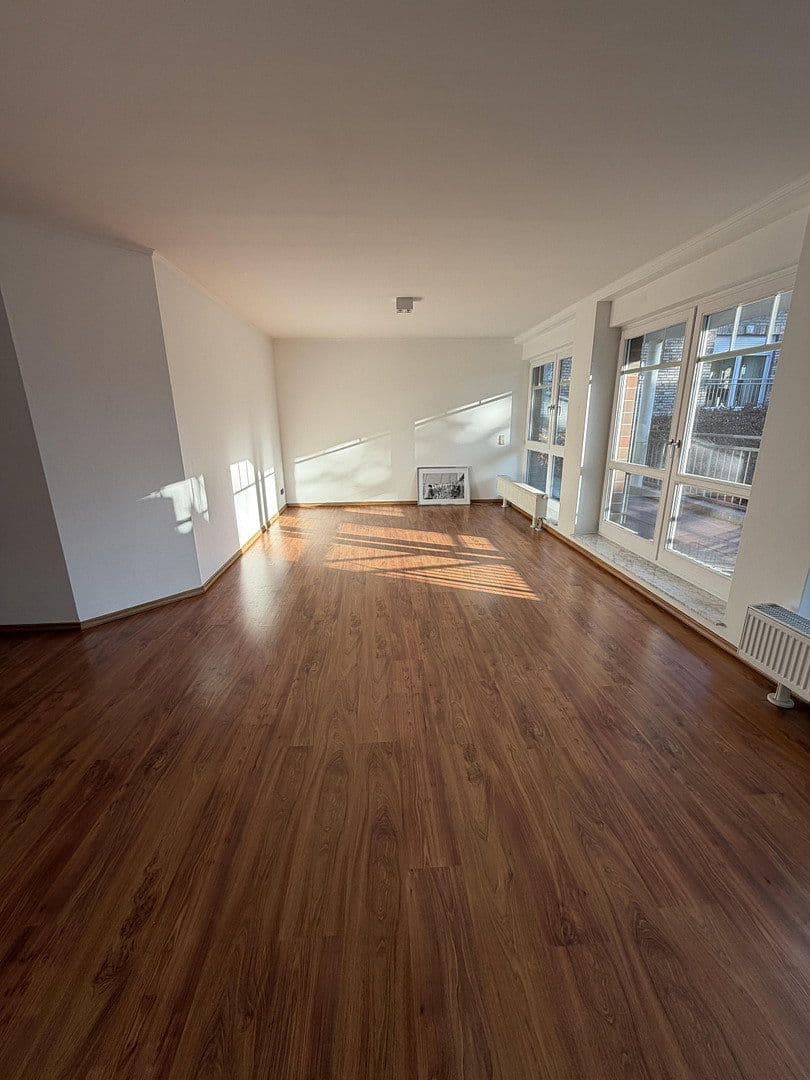 2 bedroom with open-plan kitchen flat for sale, 117 m², Saseler Chaussee, Hamburg, Hamburg 2 bedroom with open-plan kitchen flat for sale, 117 m², Saseler Chaussee, Hamburg, Hamburg