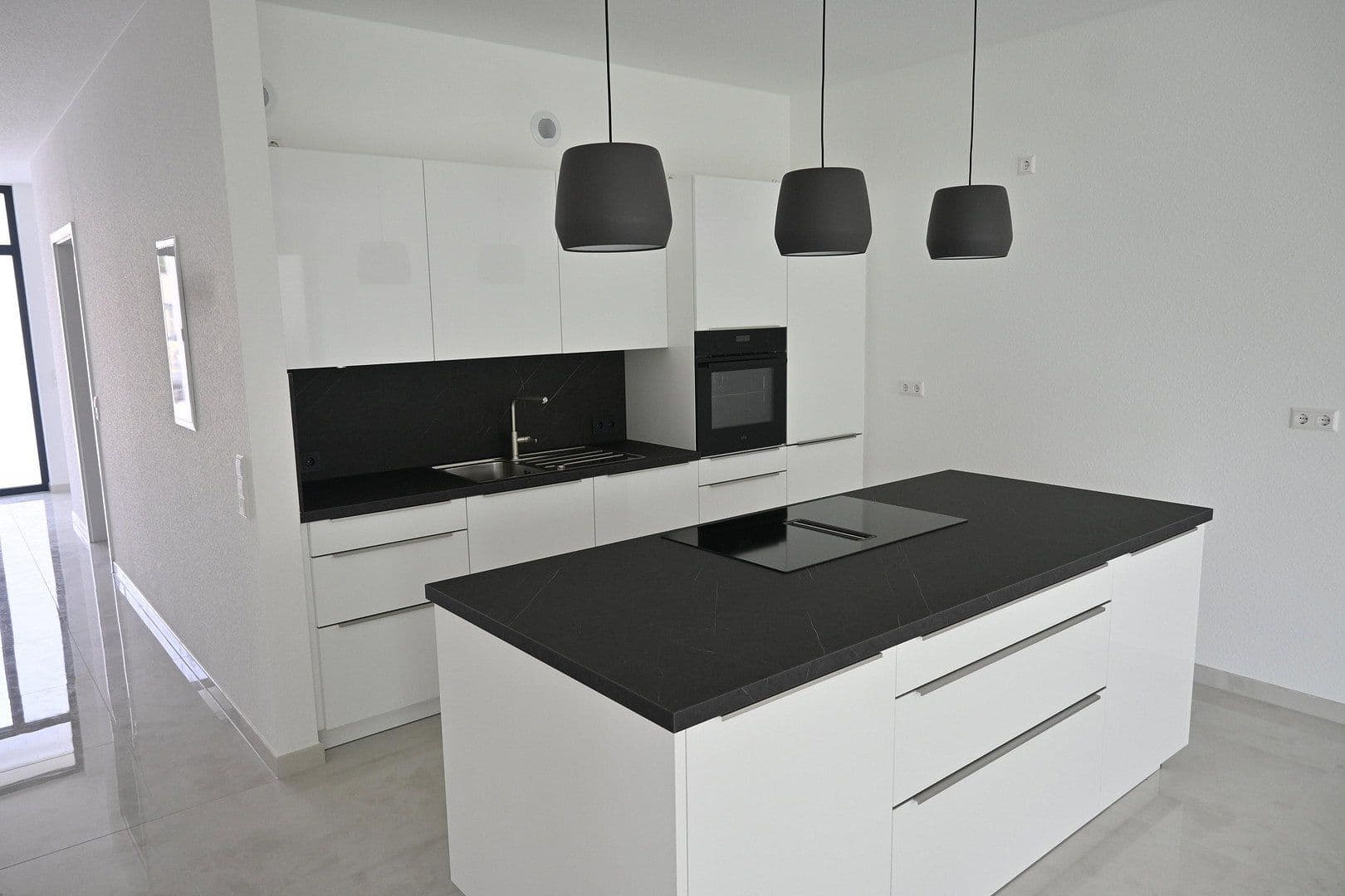 3 bedroom flat to rent, 127 m², Thomas-Schreiber-Weg 5 Wohnung oben, Bad Mergentheim, Baden-Württemberg 3 bedroom flat to rent, 127 m², Thomas-Schreiber-Weg 5 Wohnung oben, Bad Mergentheim, Baden-Württemberg