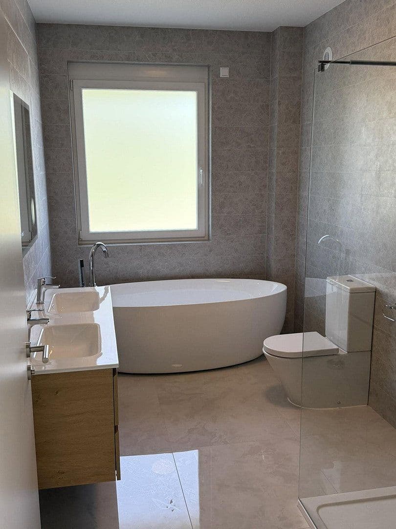 3 bedroom flat to rent, 127 m², Thomas-Schreiber-Weg 5 Wohnung oben, Bad Mergentheim, Baden-Württemberg 3 bedroom flat to rent, 127 m², Thomas-Schreiber-Weg 5 Wohnung oben, Bad Mergentheim, Baden-Württemberg