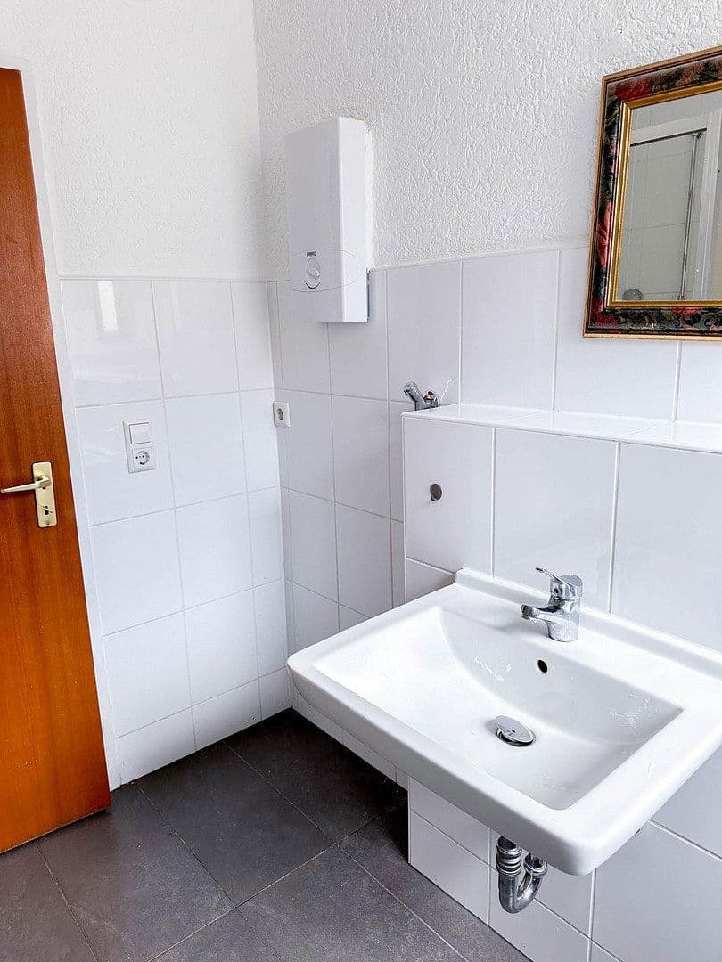 2 bedroom with open-plan kitchen flat to rent, 114 m², Freiheitstr. 18, Hagen Hohenlimburg, North Rhine-Westphalia 2 bedroom with open-plan kitchen flat to rent, 114 m², Freiheitstr. 18, Hagen Hohenlimburg, North Rhine-Westphalia
