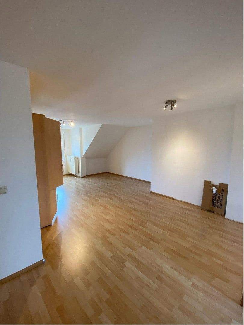 2 bedroom flat to rent, 62 m², Bahnhofstraße 9, Röthenbach an der Pegnitz, Bavaria 2 bedroom flat to rent, 62 m², Bahnhofstraße 9, Röthenbach an der Pegnitz, Bavaria