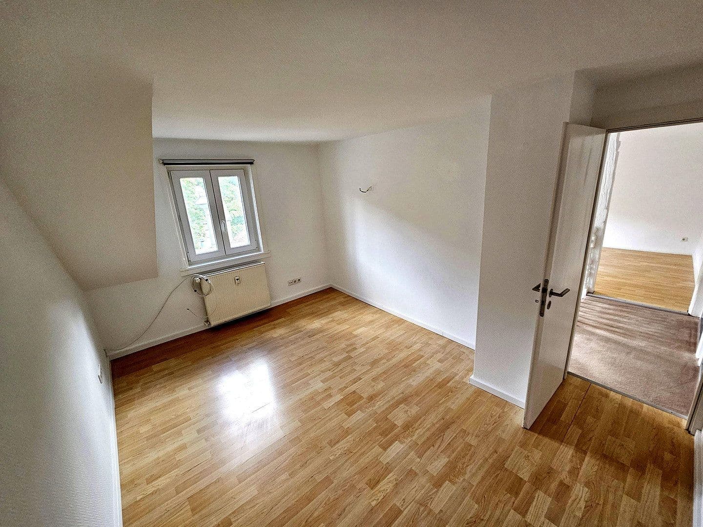 3 bedroom with open-plan kitchen flat to rent, 145 m², Schlangenbad, Hesse 3 bedroom with open-plan kitchen flat to rent, 145 m², Schlangenbad, Hesse