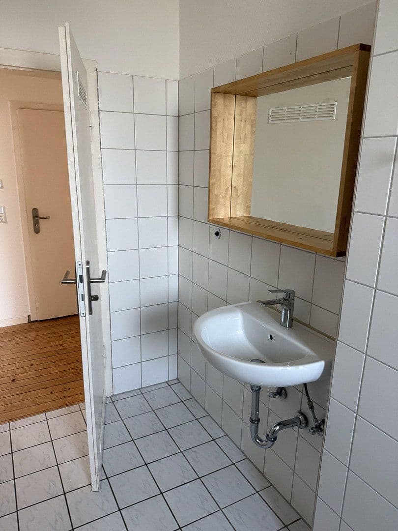 1 bedroom with open-plan kitchen flat to rent, 60 m², Akazienstraße 7, Hattingen, North Rhine-Westphalia 1 bedroom with open-plan kitchen flat to rent, 60 m², Akazienstraße 7, Hattingen, North Rhine-Westphalia