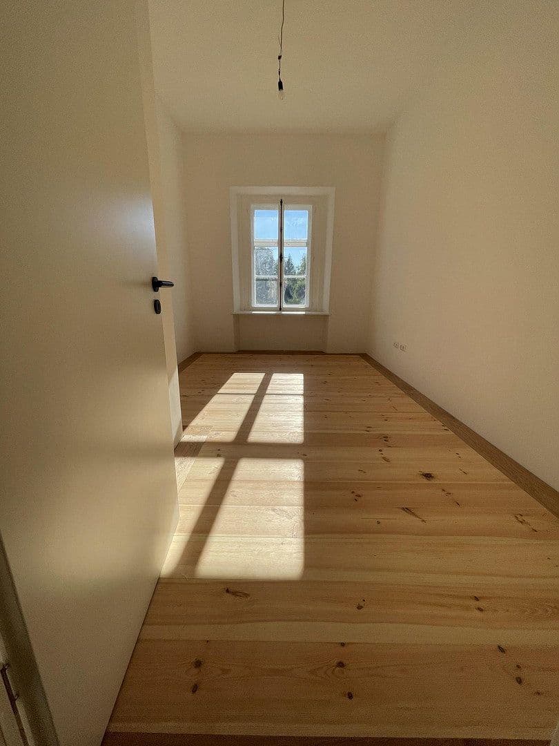 4 bedroom flat to rent, 130 m², Oberasbach, Bavaria 4 bedroom flat to rent, 130 m², Oberasbach, Bavaria