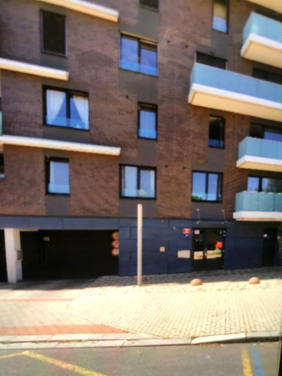 garage to rent, 15 m², Nekvasilova, Prague, Prague garage to rent, 15 m², Nekvasilova, Prague, Prague