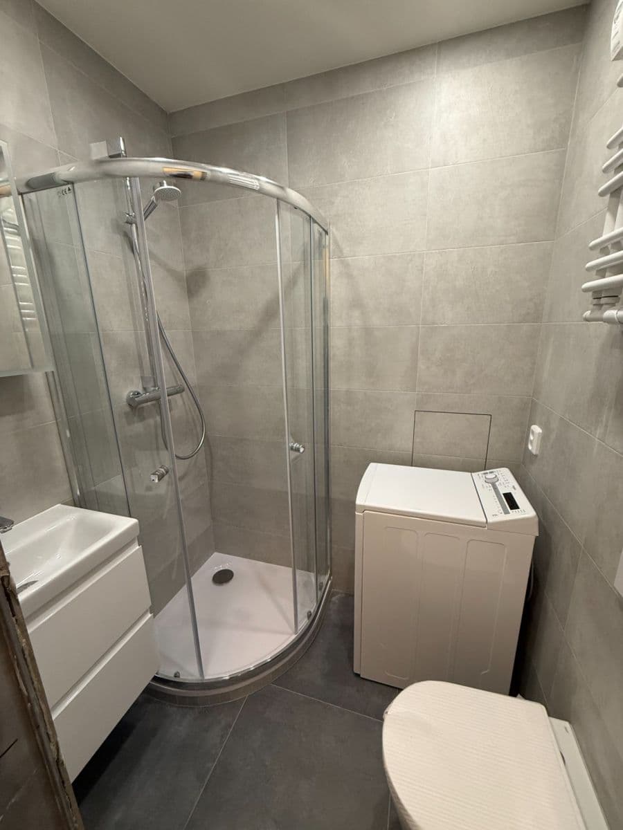 Studio flat to rent, 18 m², Krásova, Prague, Prague Studio flat to rent, 18 m², Krásova, Prague, Prague