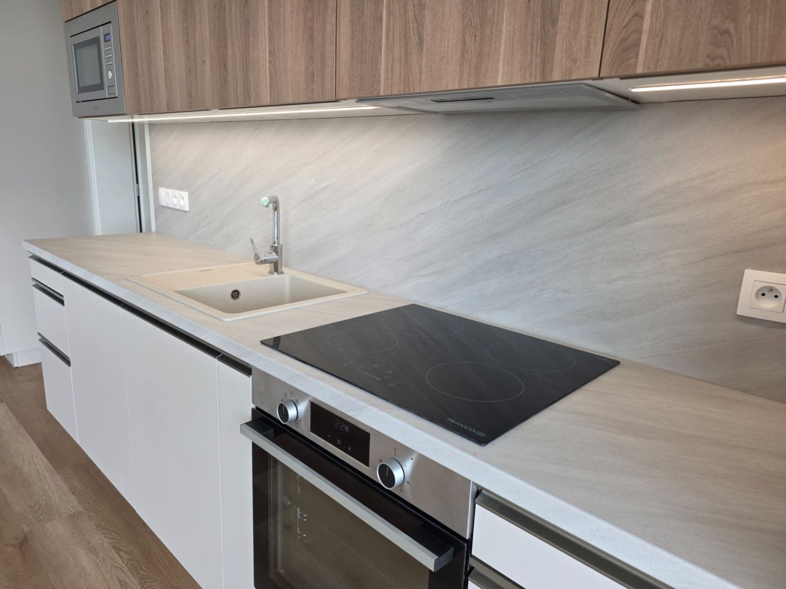 1 bedroom with open-plan kitchen flat to rent, 57 m², Pod Krocínkou, Prague, Prague 1 bedroom with open-plan kitchen flat to rent, 57 m², Pod Krocínkou, Prague, Prague