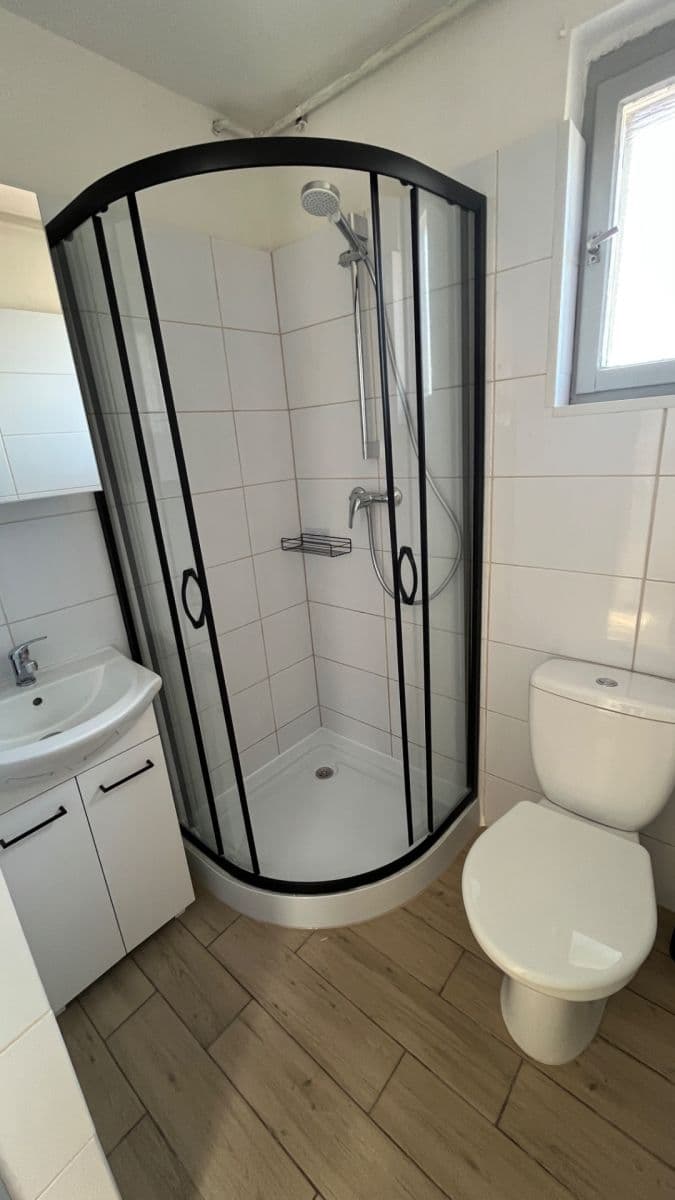1 bedroom flat to rent, 32 m², Sladkovského, Buštěhrad, Středočeský Region 1 bedroom flat to rent, 32 m², Sladkovského, Buštěhrad, Středočeský Region