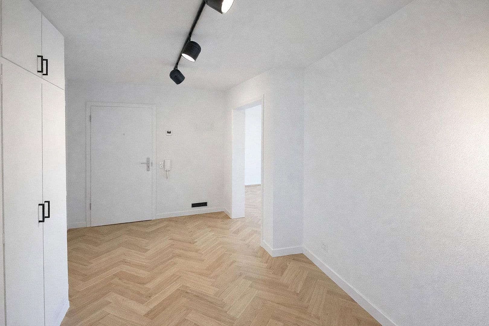 2 bedroom with open-plan kitchen flat for sale, 72 m², Oberhausen, North Rhine-Westphalia 2 bedroom with open-plan kitchen flat for sale, 72 m², Oberhausen, North Rhine-Westphalia