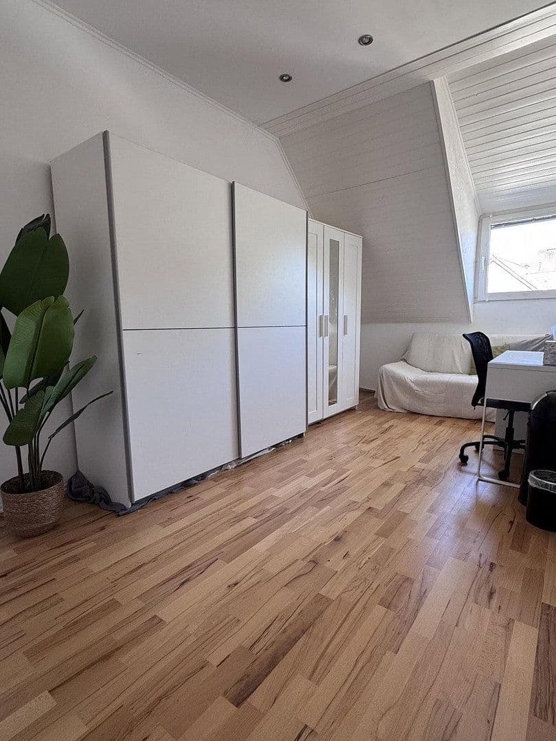 2 bedroom with open-plan kitchen flat for sale, 83 m², Gladbeck, North Rhine-Westphalia 2 bedroom with open-plan kitchen flat for sale, 83 m², Gladbeck, North Rhine-Westphalia