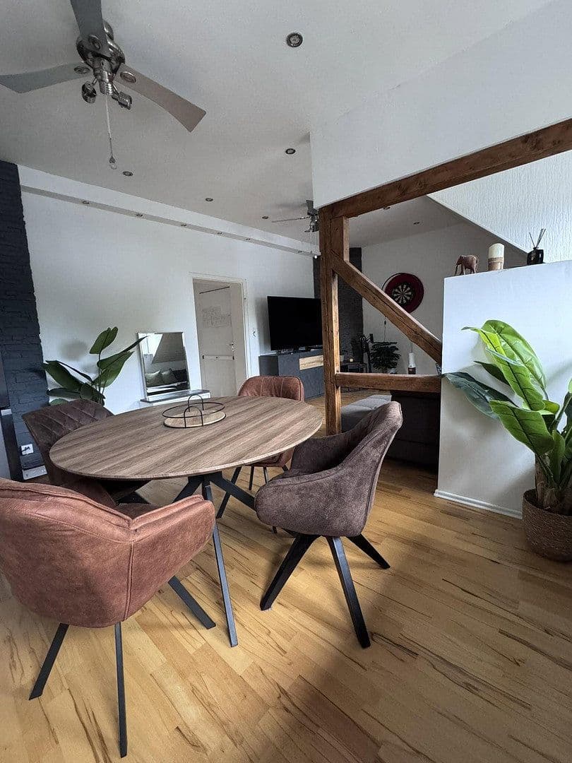 2 bedroom with open-plan kitchen flat for sale, 83 m², Gladbeck, North Rhine-Westphalia 2 bedroom with open-plan kitchen flat for sale, 83 m², Gladbeck, North Rhine-Westphalia