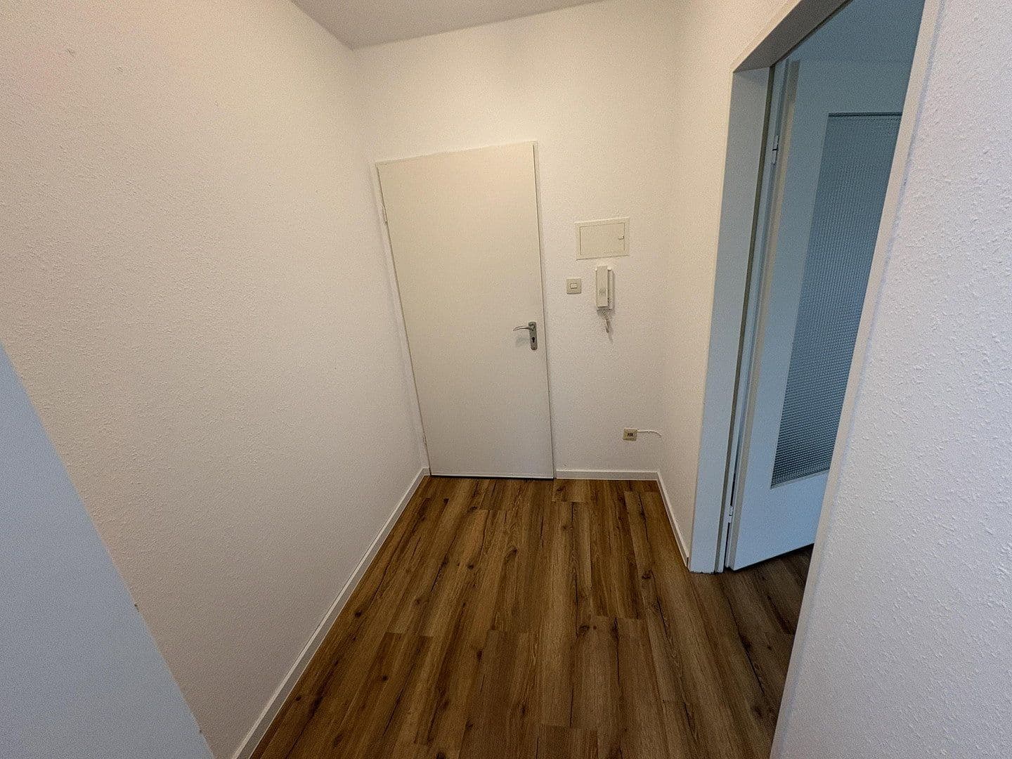 1 bedroom flat to rent, 38 m², Kurt-Schuhmacher-Damm 25, Osnabrück, Lower Saxony 1 bedroom flat to rent, 38 m², Kurt-Schuhmacher-Damm 25, Osnabrück, Lower Saxony