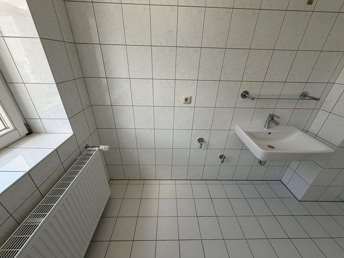 1 bedroom with open-plan kitchen flat to rent, 82 m², Milchinselstraße 2, Erfurt, Thuringia 1 bedroom with open-plan kitchen flat to rent, 82 m², Milchinselstraße 2, Erfurt, Thuringia