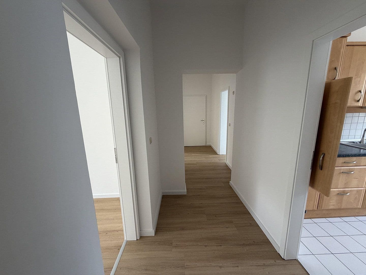 1 bedroom with open-plan kitchen flat to rent, 82 m², Milchinselstraße 2, Erfurt, Thuringia 1 bedroom with open-plan kitchen flat to rent, 82 m², Milchinselstraße 2, Erfurt, Thuringia
