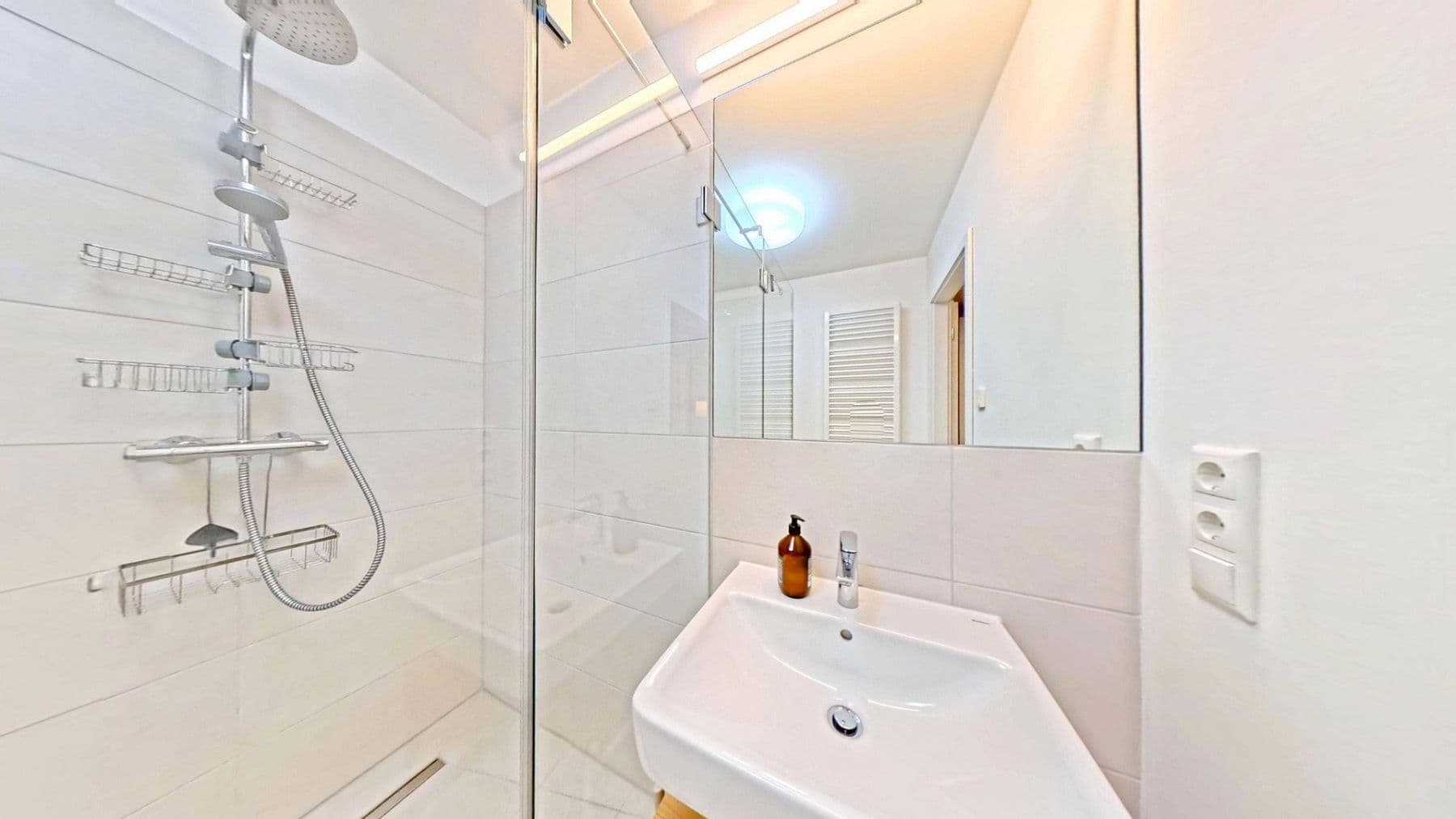 3 bedroom flat to rent, 72 m², Pasewalker str. 96, Berlin, Berlin 3 bedroom flat to rent, 72 m², Pasewalker str. 96, Berlin, Berlin