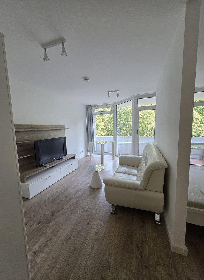 Studio flat for sale, 38 m², Kreuzhofstraße 6, München, Bavaria Studio flat for sale, 38 m², Kreuzhofstraße 6, München, Bavaria