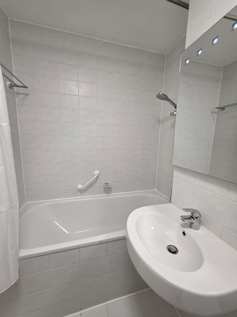 Studio flat for sale, 38 m², Kreuzhofstraße 6, München, Bavaria Studio flat for sale, 38 m², Kreuzhofstraße 6, München, Bavaria