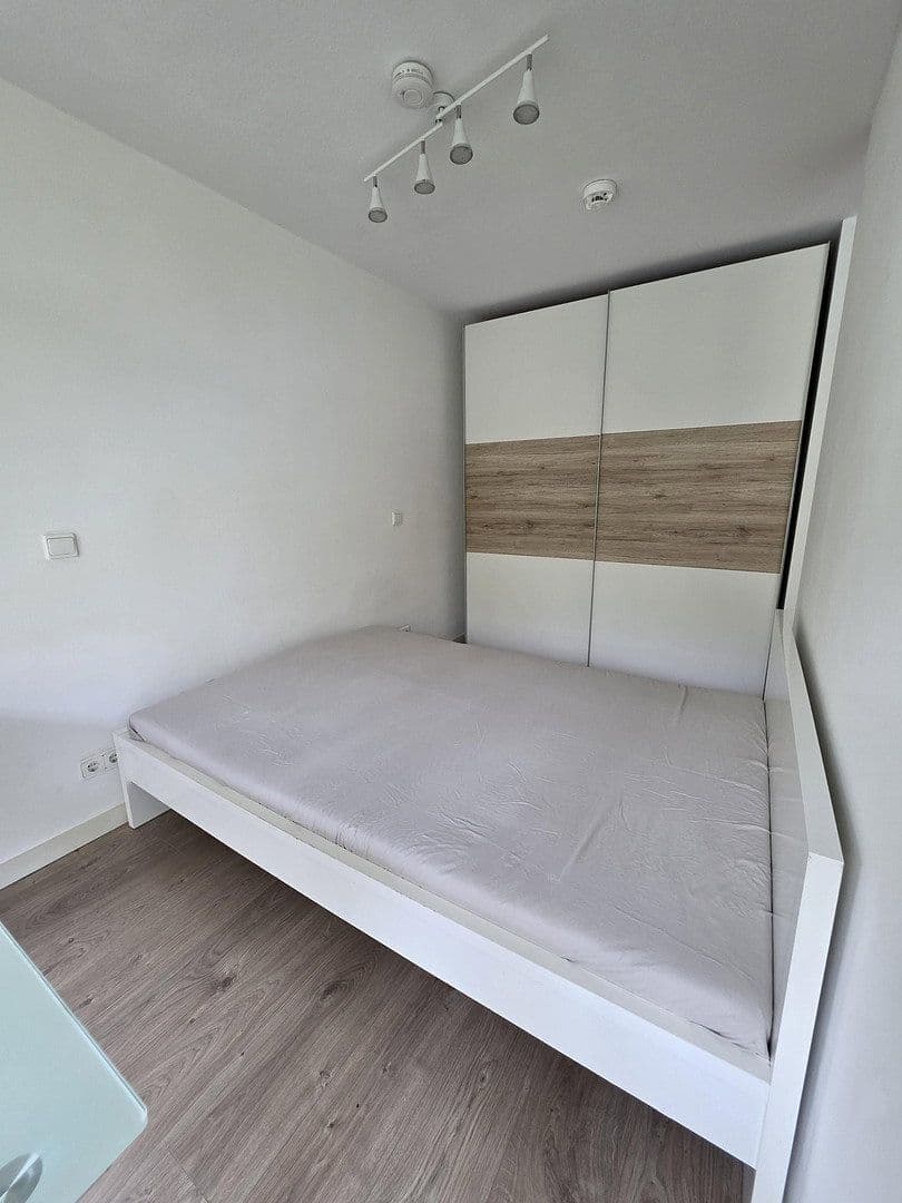Studio flat for sale, 38 m², Kreuzhofstraße 6, München, Bavaria Studio flat for sale, 38 m², Kreuzhofstraße 6, München, Bavaria