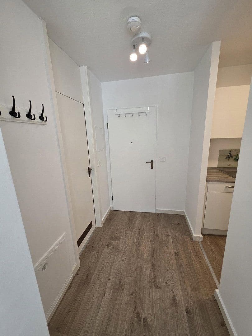 Studio flat for sale, 38 m², Kreuzhofstraße 6, München, Bavaria Studio flat for sale, 38 m², Kreuzhofstraße 6, München, Bavaria