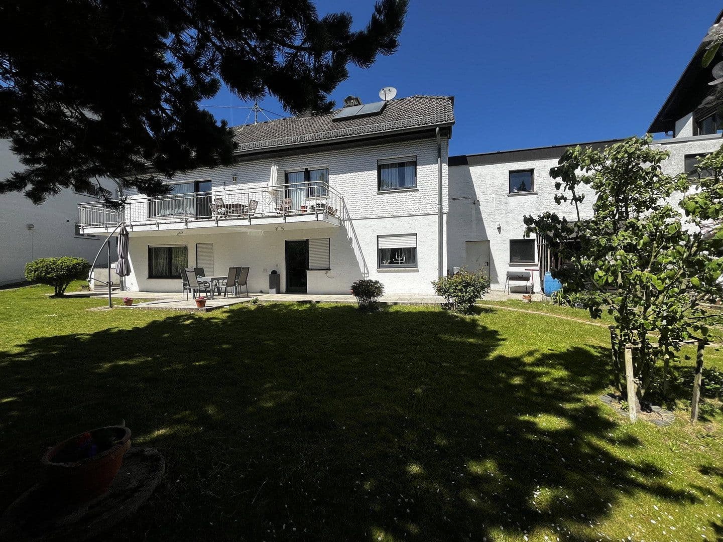 house for sale, 275 m², Schwalbacherstr 14, Idstein, Hesse house for sale, 275 m², Schwalbacherstr 14, Idstein, Hesse