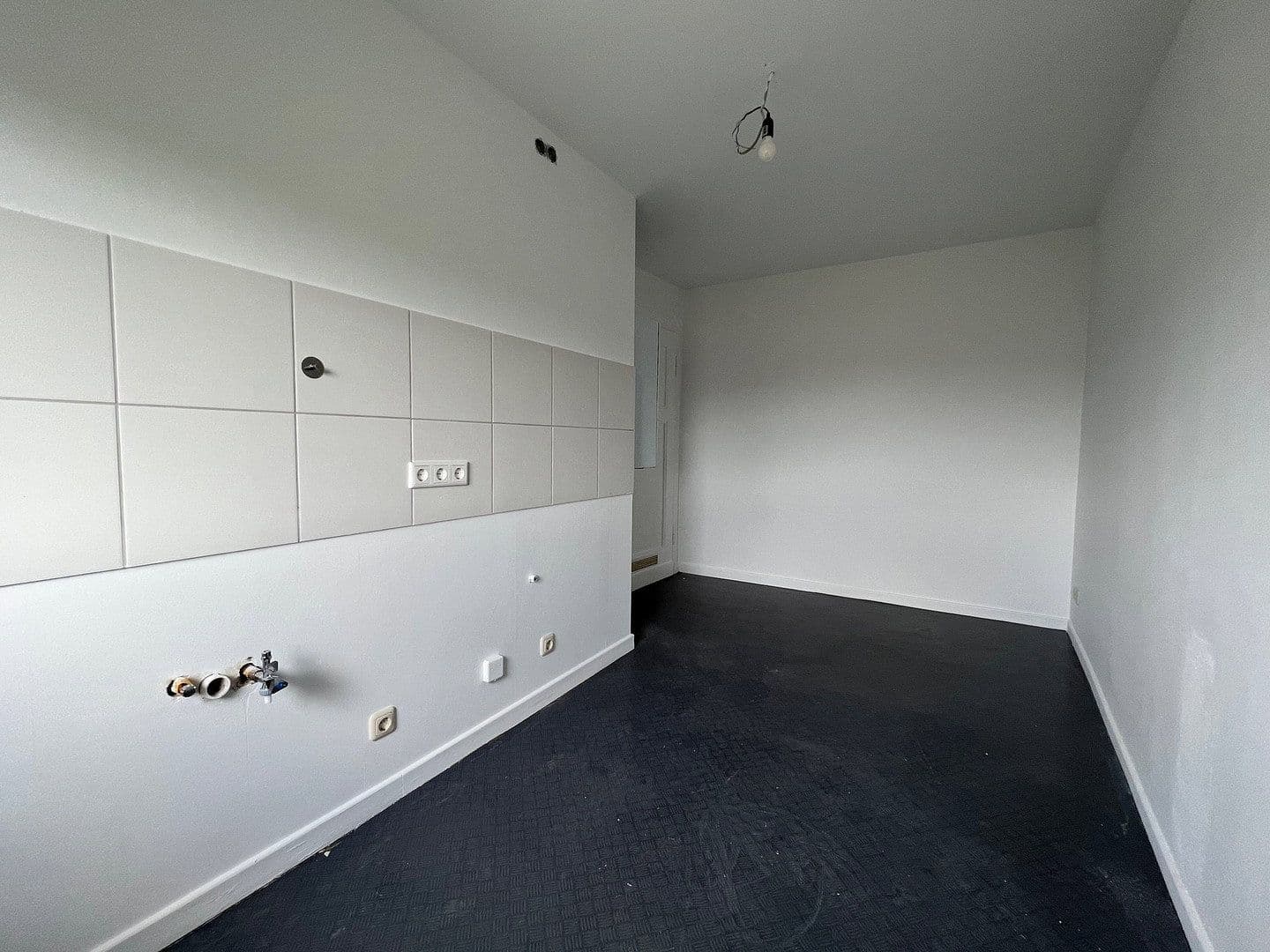 3 bedroom flat to rent, 76 m², Hainstrasse 75, Wuppertal, North Rhine-Westphalia 3 bedroom flat to rent, 76 m², Hainstrasse 75, Wuppertal, North Rhine-Westphalia