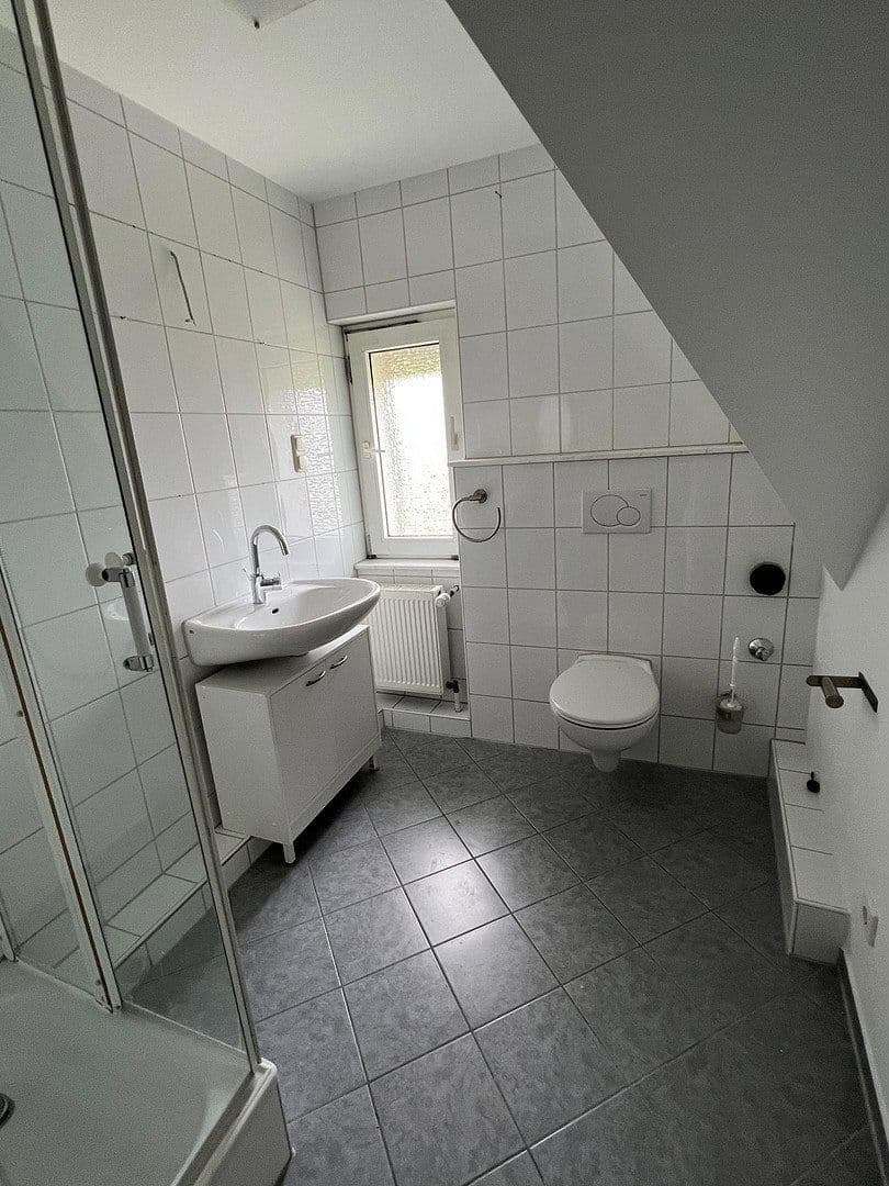 3 bedroom flat to rent, 76 m², Hainstrasse 75, Wuppertal, North Rhine-Westphalia 3 bedroom flat to rent, 76 m², Hainstrasse 75, Wuppertal, North Rhine-Westphalia