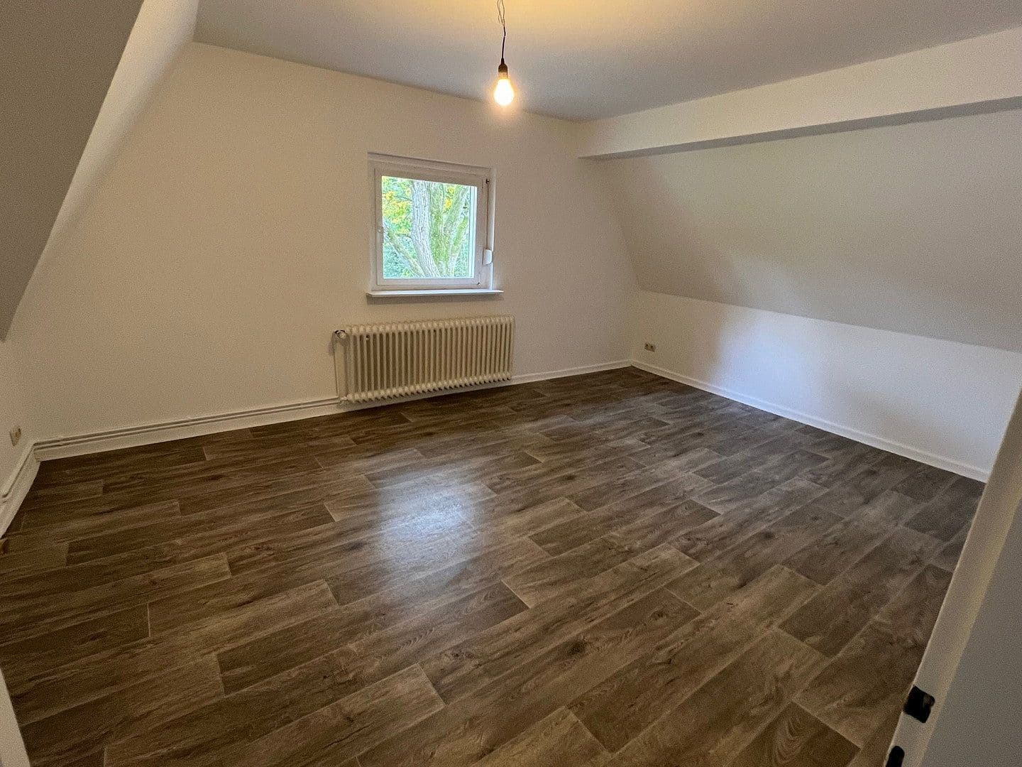3 bedroom flat to rent, 76 m², Hainstrasse 75, Wuppertal, North Rhine-Westphalia 3 bedroom flat to rent, 76 m², Hainstrasse 75, Wuppertal, North Rhine-Westphalia
