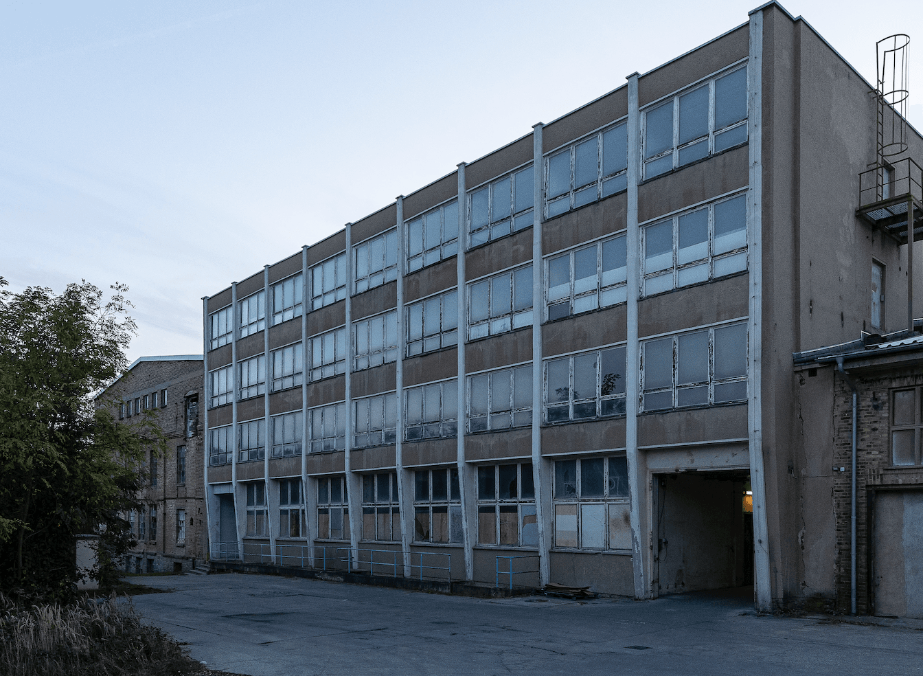 non-residential property for sale, 4,995 m², Hermann-Schomburg-Str. 6, Großdubrau - Wulka Dubrawa, Saxony non-residential property for sale, 4,995 m², Hermann-Schomburg-Str. 6, Großdubrau - Wulka Dubrawa, Saxony