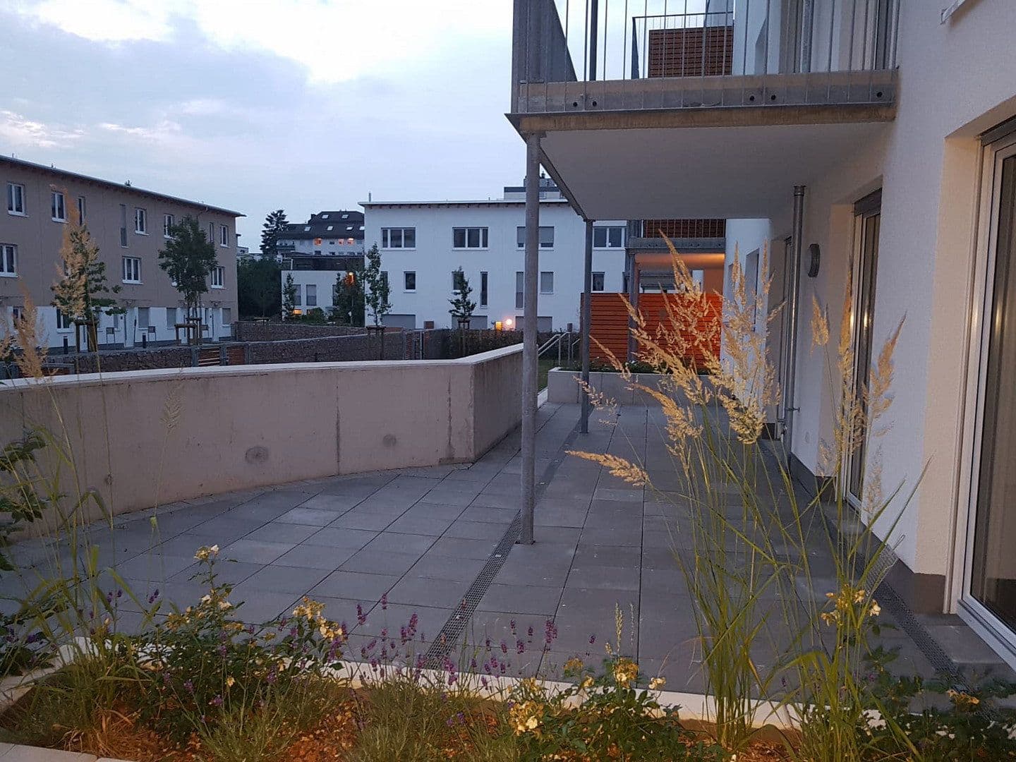 1 bedroom with open-plan kitchen flat to rent, 80 m², Hertha-Genzmer-Strasse 57, Wiesbaden, Hesse 1 bedroom with open-plan kitchen flat to rent, 80 m², Hertha-Genzmer-Strasse 57, Wiesbaden, Hesse