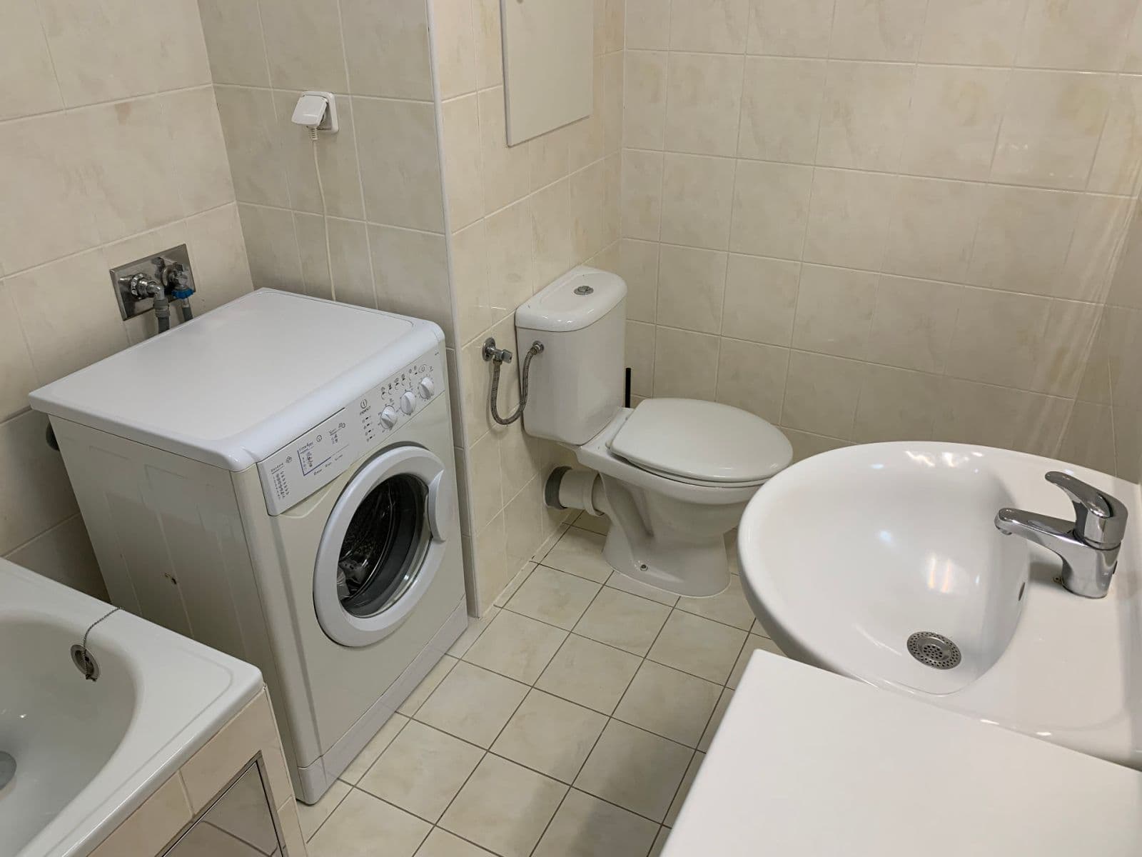 Studio flat to rent, 37 m², Padovská, Prague, Prague Studio flat to rent, 37 m², Padovská, Prague, Prague