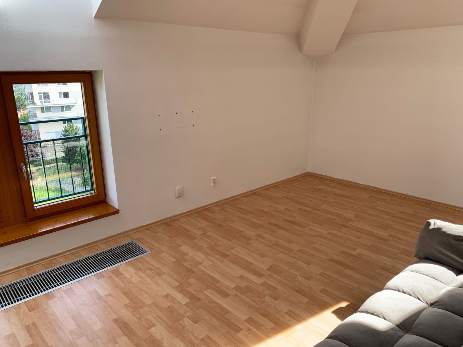 Studio flat to rent, 37 m², Padovská, Prague, Prague Studio flat to rent, 37 m², Padovská, Prague, Prague