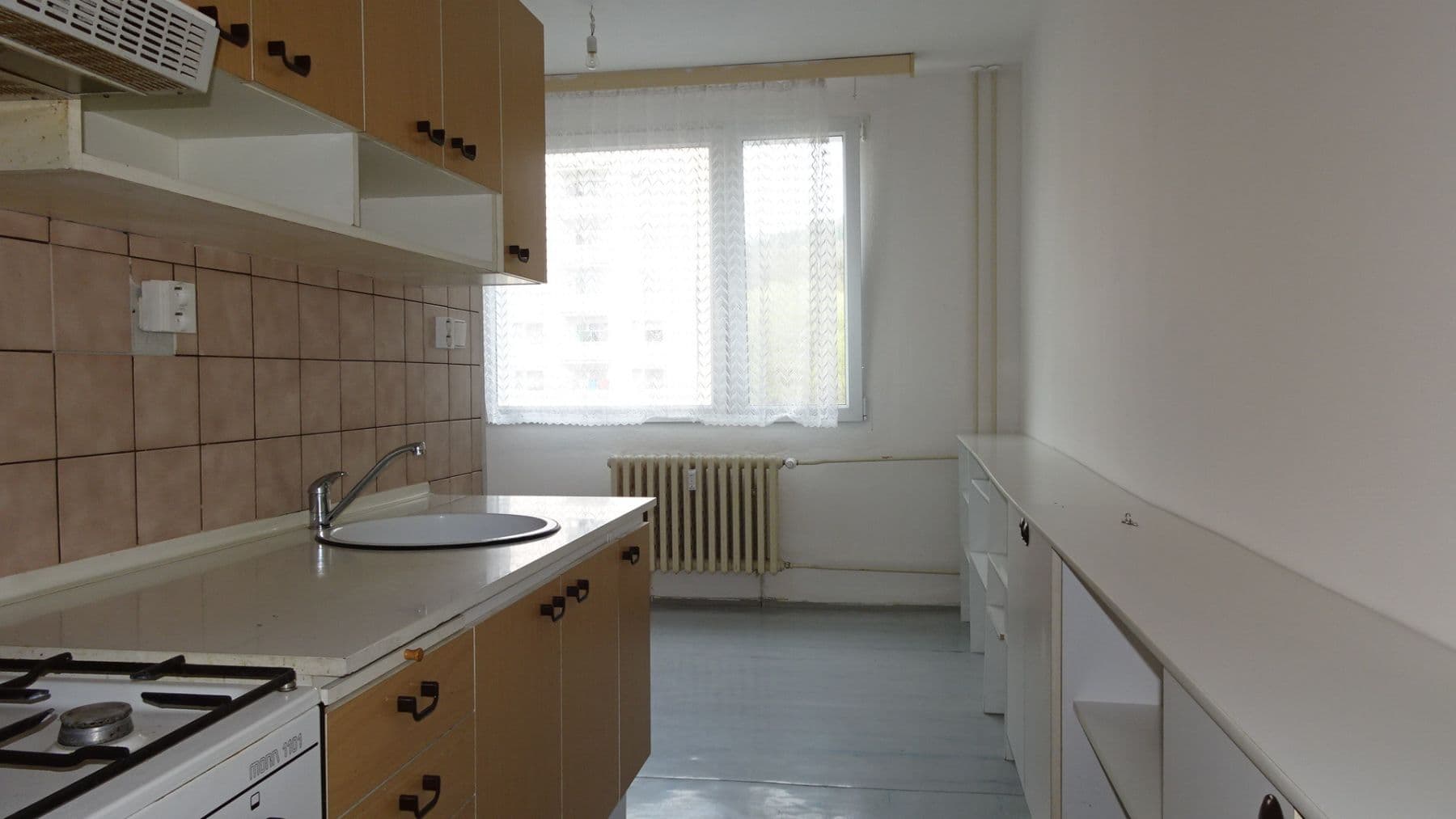 1 bedroom with open-plan kitchen flat to rent, 42 m², Generála Svobody, Jirkov, Ústecký Region 1 bedroom with open-plan kitchen flat to rent, 42 m², Generála Svobody, Jirkov, Ústecký Region